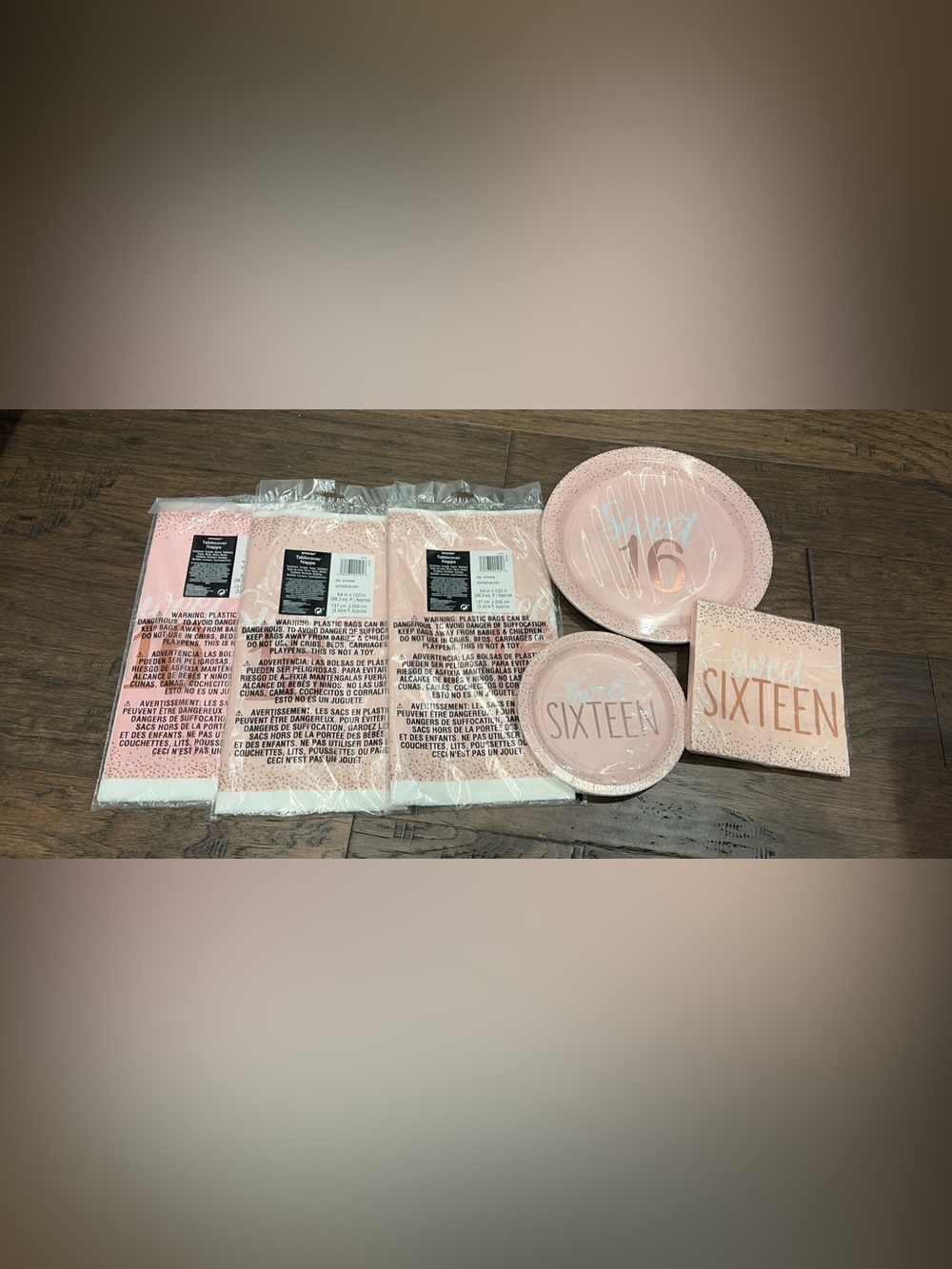 Amscan Pink 'Sweet Sixteen' Disposable Party Tableware Set
